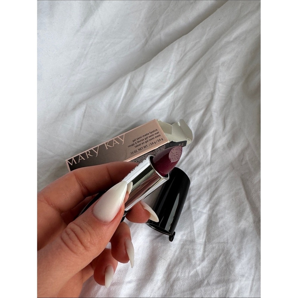 Mary Kay Gel Semi-Matte Lipstick Crushed Berry